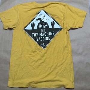 Toy Machine vaccine #8 Yellow Short Sleeve collection collectible skate T shirt